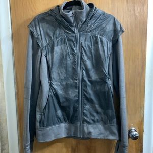 COPY - Lululemon Gray Camo Snug Sprinter Jacket size 12